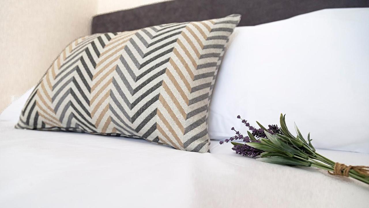 Kounoupidhianá Lotos - Luxury Apartments מראה חיצוני תמונה