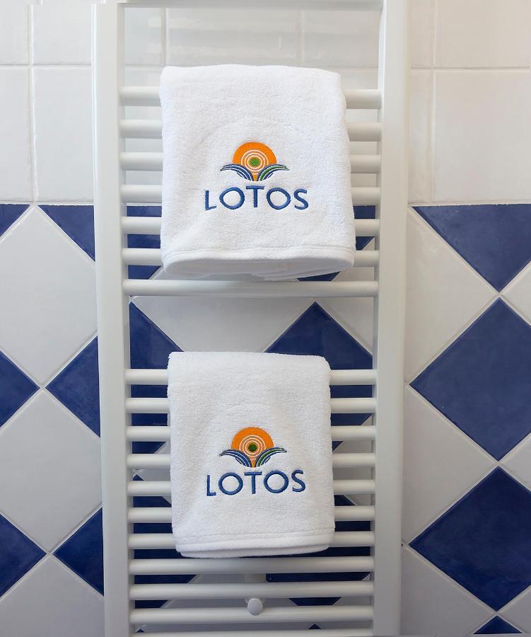 Kounoupidhianá Lotos - Luxury Apartments מראה חיצוני תמונה